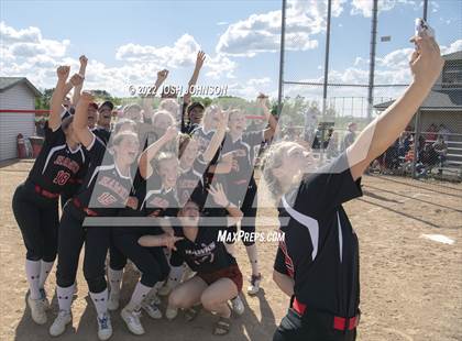 Thumbnail 2 in Baldwin-Woodville vs. Bloomer (WIAA D3 Sectional Final) photogallery.