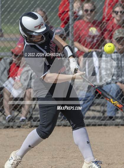 Thumbnail 2 in Baldwin-Woodville vs. Bloomer (WIAA D3 Sectional Final) photogallery.