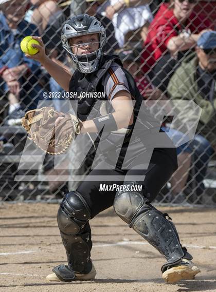 Thumbnail 1 in Baldwin-Woodville vs. Bloomer (WIAA D3 Sectional Final) photogallery.