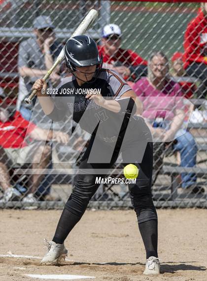 Thumbnail 1 in Baldwin-Woodville vs. Bloomer (WIAA D3 Sectional Final) photogallery.