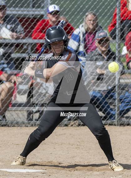Thumbnail 1 in Baldwin-Woodville vs. Bloomer (WIAA D3 Sectional Final) photogallery.