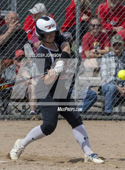 Thumbnail 3 in Baldwin-Woodville vs. Bloomer (WIAA D3 Sectional Final) photogallery.