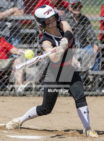 Thumbnail 1 in Baldwin-Woodville vs. Bloomer (WIAA D3 Sectional Final) photogallery.