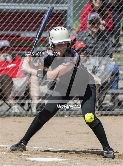 Thumbnail 1 in Baldwin-Woodville vs. Bloomer (WIAA D3 Sectional Final) photogallery.