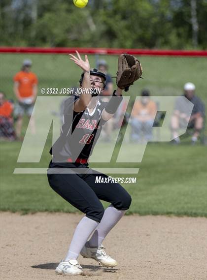 Thumbnail 3 in Baldwin-Woodville vs. Bloomer (WIAA D3 Sectional Final) photogallery.