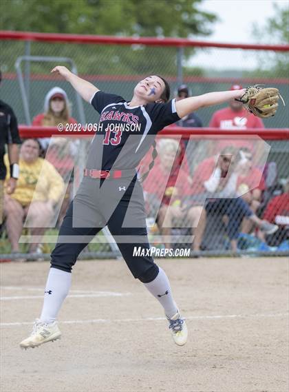 Thumbnail 3 in Baldwin-Woodville vs. Bloomer (WIAA D3 Sectional Final) photogallery.