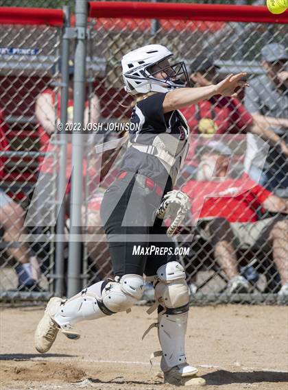 Thumbnail 3 in Baldwin-Woodville vs. Bloomer (WIAA D3 Sectional Final) photogallery.