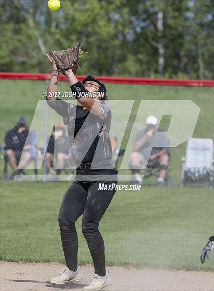 Thumbnail 3 in Baldwin-Woodville vs. Bloomer (WIAA D3 Sectional Final) photogallery.