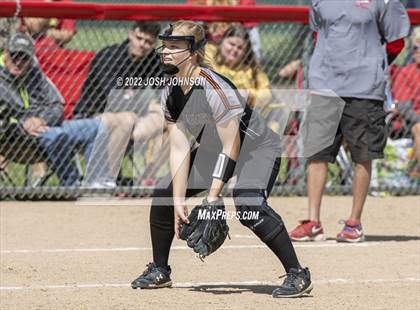 Thumbnail 2 in Baldwin-Woodville vs. Bloomer (WIAA D3 Sectional Final) photogallery.