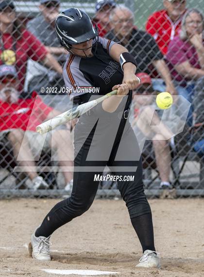 Thumbnail 2 in Baldwin-Woodville vs. Bloomer (WIAA D3 Sectional Final) photogallery.