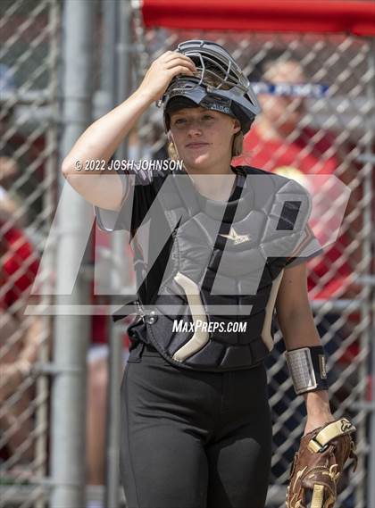 Thumbnail 2 in Baldwin-Woodville vs. Bloomer (WIAA D3 Sectional Final) photogallery.