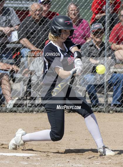 Thumbnail 3 in Baldwin-Woodville vs. Bloomer (WIAA D3 Sectional Final) photogallery.