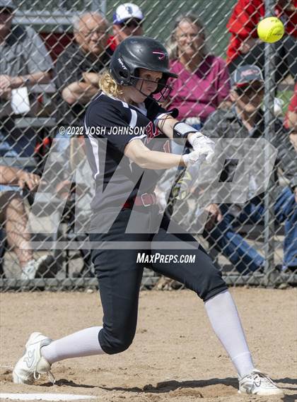 Thumbnail 2 in Baldwin-Woodville vs. Bloomer (WIAA D3 Sectional Final) photogallery.
