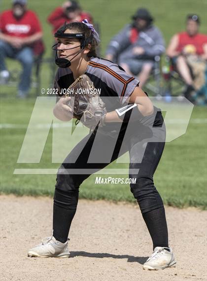 Thumbnail 1 in Baldwin-Woodville vs. Bloomer (WIAA D3 Sectional Final) photogallery.