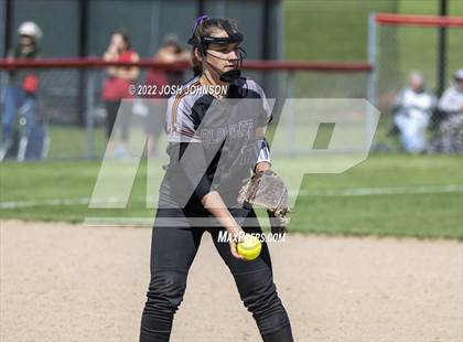 Thumbnail 2 in Baldwin-Woodville vs. Bloomer (WIAA D3 Sectional Final) photogallery.