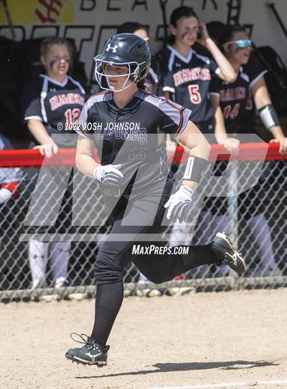 Thumbnail 3 in Baldwin-Woodville vs. Bloomer (WIAA D3 Sectional Final) photogallery.