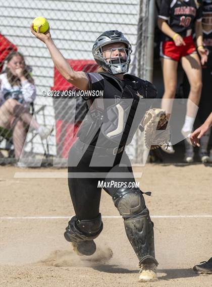 Thumbnail 3 in Baldwin-Woodville vs. Bloomer (WIAA D3 Sectional Final) photogallery.