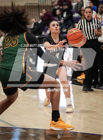 Thumbnail 1 in Lone Peak vs. DeSoto (Holiday Hoopfest) photogallery.