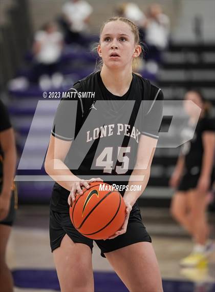 Thumbnail 3 in Lone Peak vs. DeSoto (Holiday Hoopfest) photogallery.