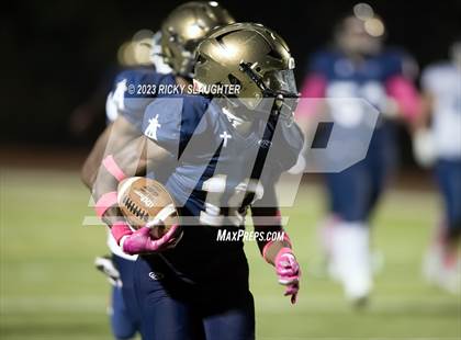 Thumbnail 1 in Mater Dei @ Althoff Catholic photogallery.