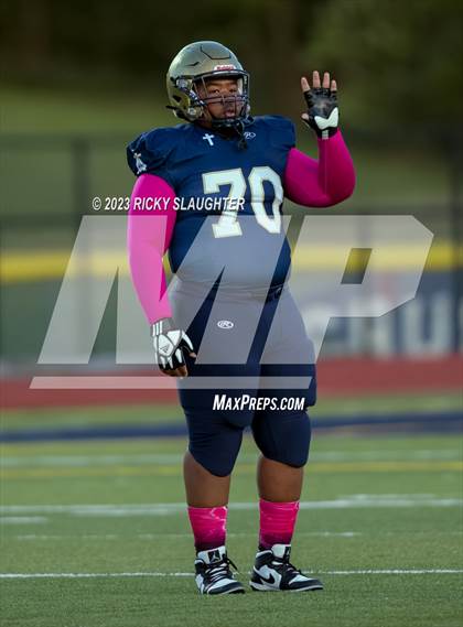 Thumbnail 3 in Mater Dei @ Althoff Catholic photogallery.
