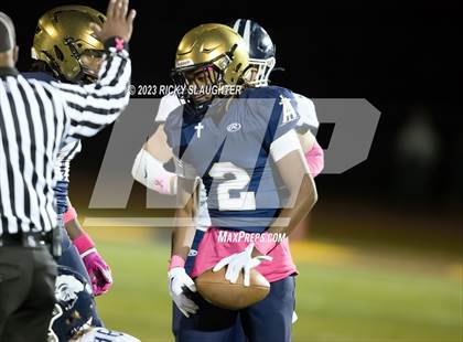 Thumbnail 3 in Mater Dei @ Althoff Catholic photogallery.