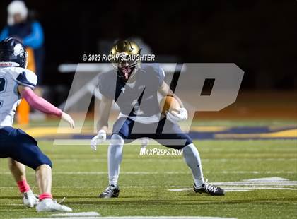 Thumbnail 3 in Mater Dei @ Althoff Catholic photogallery.
