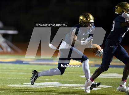Thumbnail 1 in Mater Dei @ Althoff Catholic photogallery.