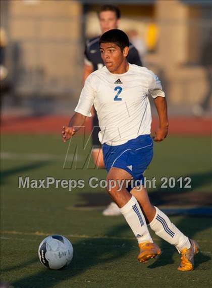 Thumbnail 3 in Crescenta Valley vs. El Rancho (CIF SS D4 Final) photogallery.