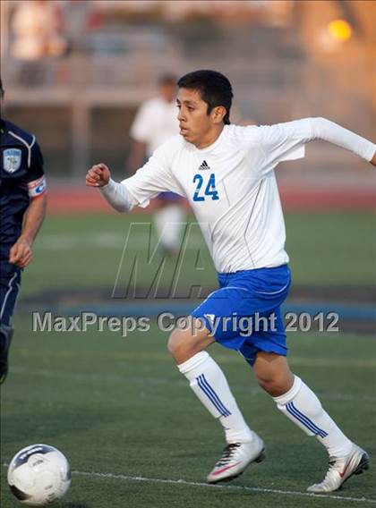 Thumbnail 1 in Crescenta Valley vs. El Rancho (CIF SS D4 Final) photogallery.