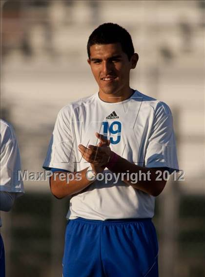 Thumbnail 1 in Crescenta Valley vs. El Rancho (CIF SS D4 Final) photogallery.