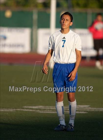 Thumbnail 3 in Crescenta Valley vs. El Rancho (CIF SS D4 Final) photogallery.