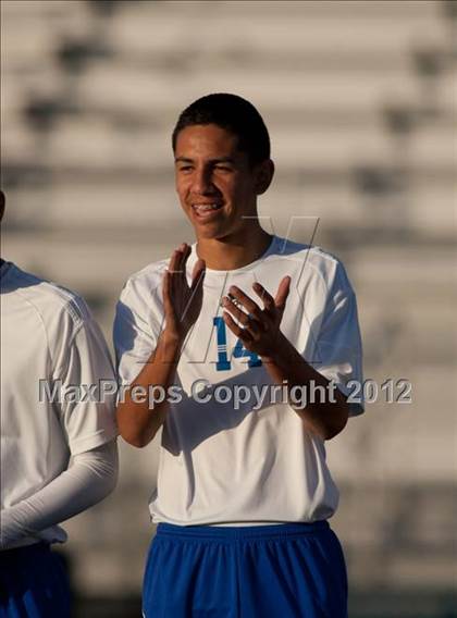 Thumbnail 1 in Crescenta Valley vs. El Rancho (CIF SS D4 Final) photogallery.