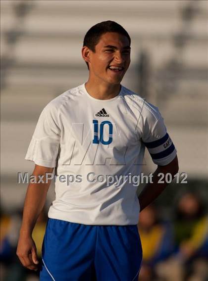 Thumbnail 2 in Crescenta Valley vs. El Rancho (CIF SS D4 Final) photogallery.