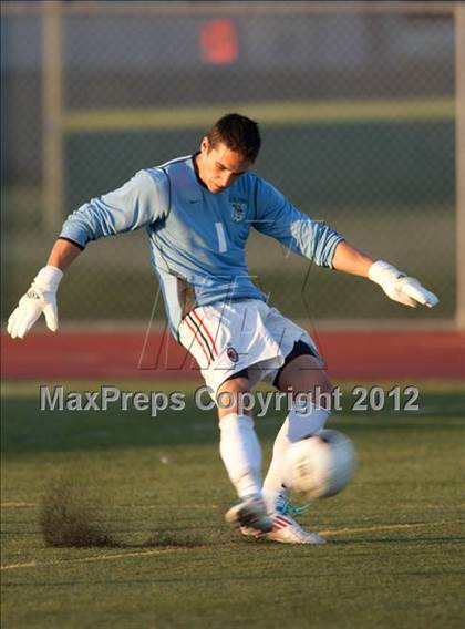 Thumbnail 3 in Crescenta Valley vs. El Rancho (CIF SS D4 Final) photogallery.