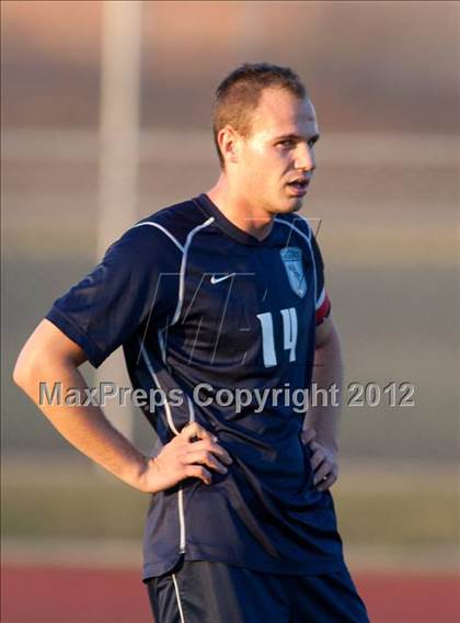 Thumbnail 3 in Crescenta Valley vs. El Rancho (CIF SS D4 Final) photogallery.