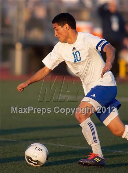 Thumbnail 3 in Crescenta Valley vs. El Rancho (CIF SS D4 Final) photogallery.