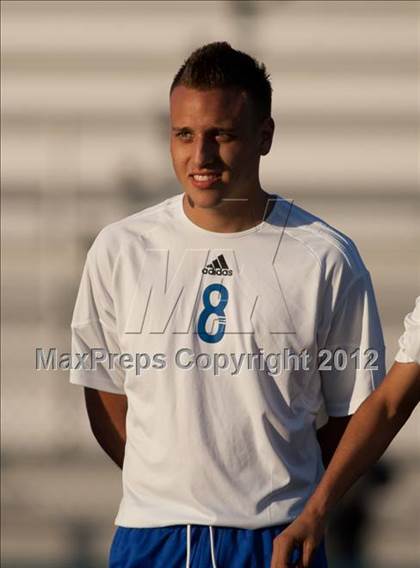 Thumbnail 1 in Crescenta Valley vs. El Rancho (CIF SS D4 Final) photogallery.