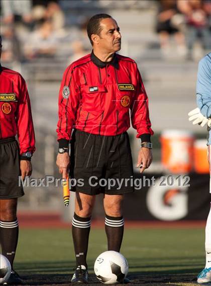 Thumbnail 3 in Crescenta Valley vs. El Rancho (CIF SS D4 Final) photogallery.