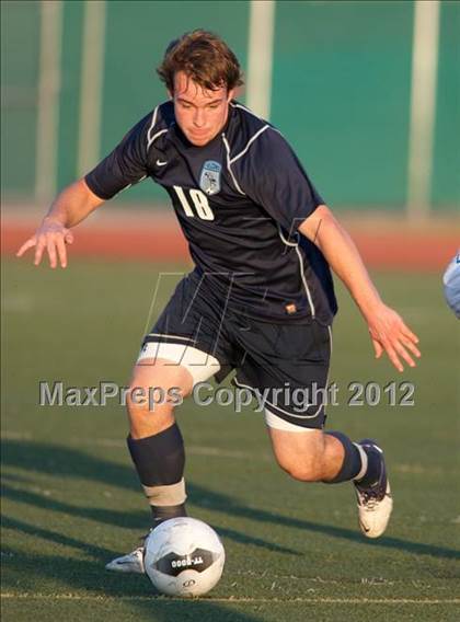 Thumbnail 3 in Crescenta Valley vs. El Rancho (CIF SS D4 Final) photogallery.