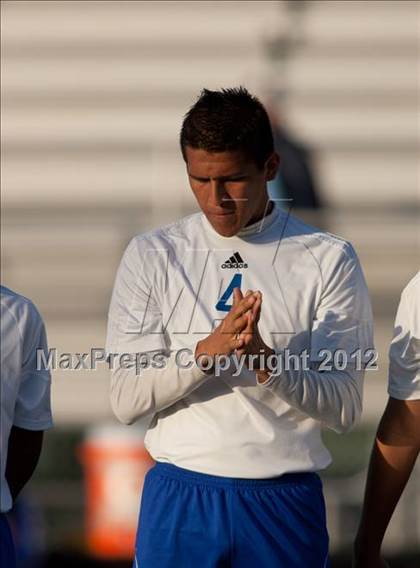 Thumbnail 1 in Crescenta Valley vs. El Rancho (CIF SS D4 Final) photogallery.