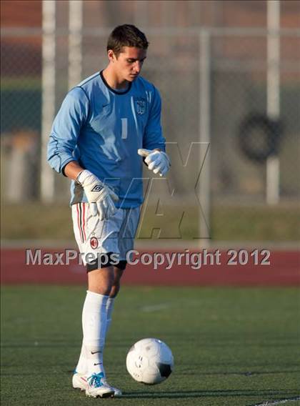 Thumbnail 2 in Crescenta Valley vs. El Rancho (CIF SS D4 Final) photogallery.