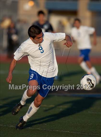 Thumbnail 1 in Crescenta Valley vs. El Rancho (CIF SS D4 Final) photogallery.