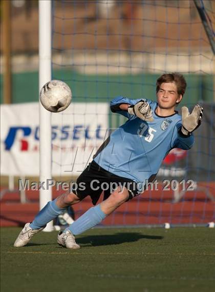 Thumbnail 3 in Crescenta Valley vs. El Rancho (CIF SS D4 Final) photogallery.