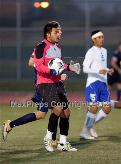 Thumbnail 2 in Crescenta Valley vs. El Rancho (CIF SS D4 Final) photogallery.