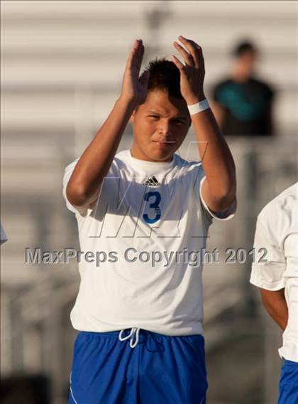 Thumbnail 3 in Crescenta Valley vs. El Rancho (CIF SS D4 Final) photogallery.