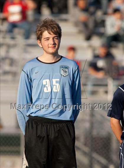 Thumbnail 1 in Crescenta Valley vs. El Rancho (CIF SS D4 Final) photogallery.