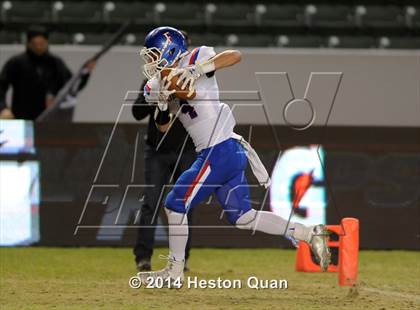 Thumbnail 3 in Folsom vs. Oceanside (CIF State D1 Final) photogallery.