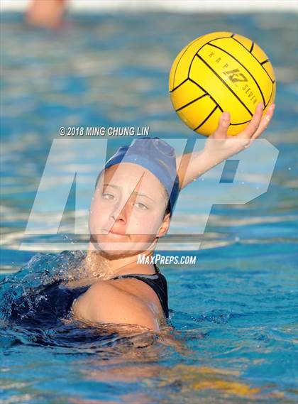 Thumbnail 3 in Newport Harbor vs. Mater Dei (Barnett Holiday Cup) photogallery.