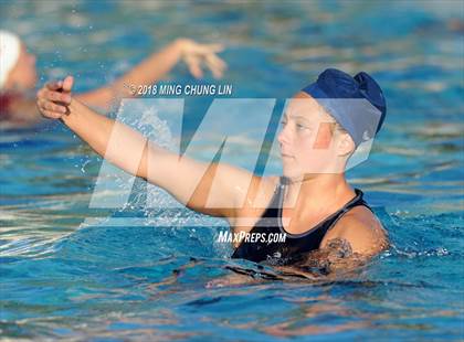 Thumbnail 2 in Newport Harbor vs. Mater Dei (Barnett Holiday Cup) photogallery.
